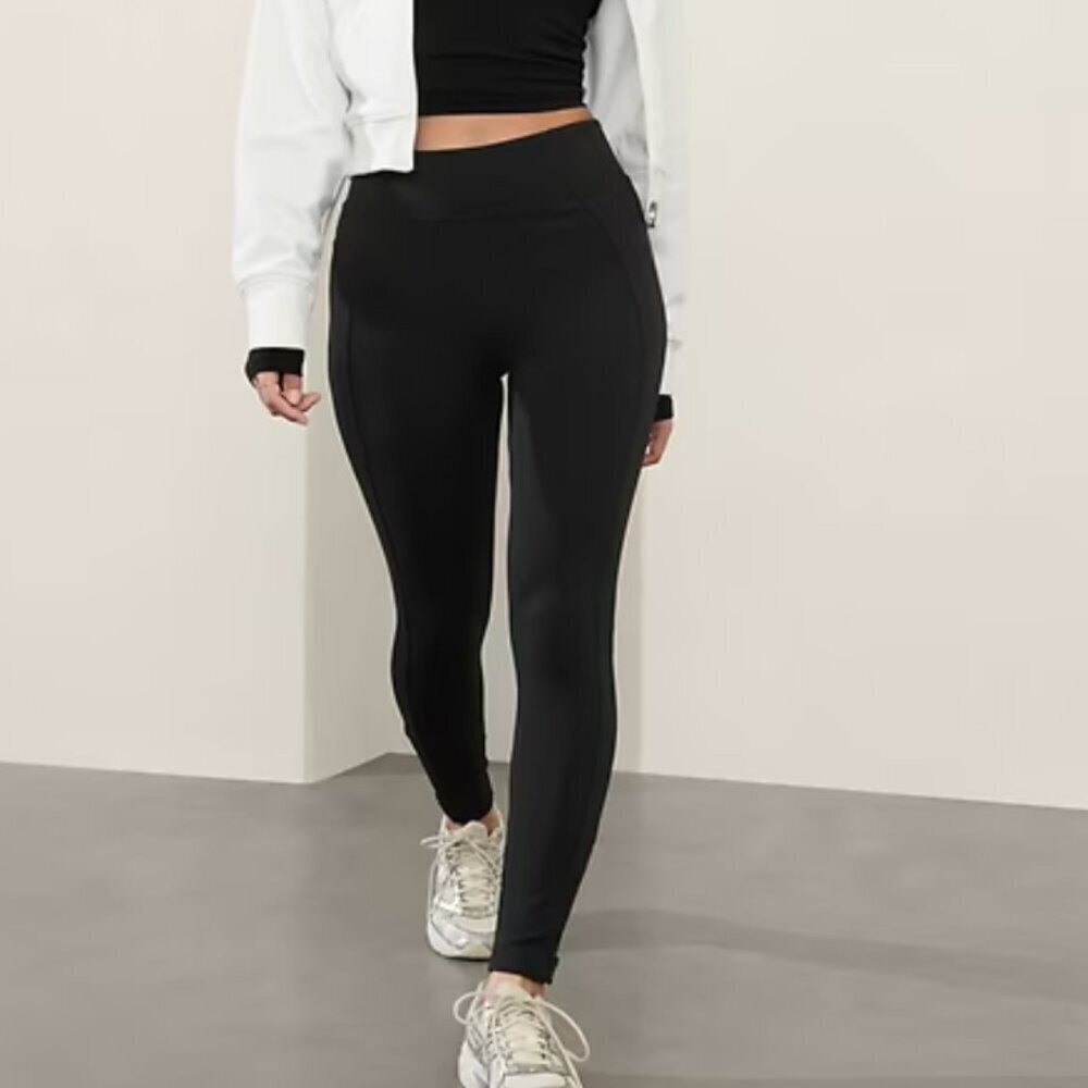 Athleta NWT Delancey Tight in Black Size XS